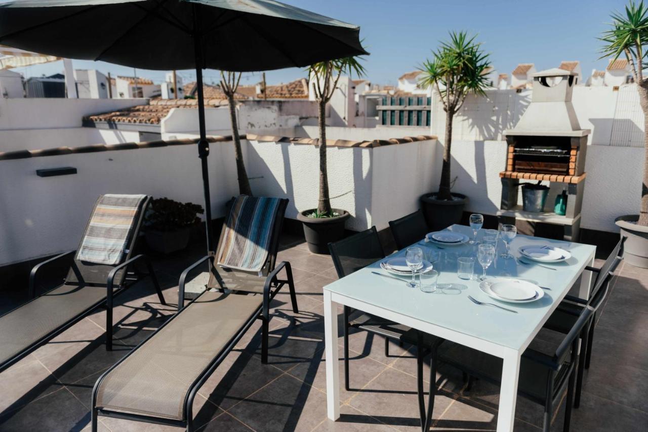 Stunning 2 Bedroom Apartment With Pool View Alicante Esterno foto