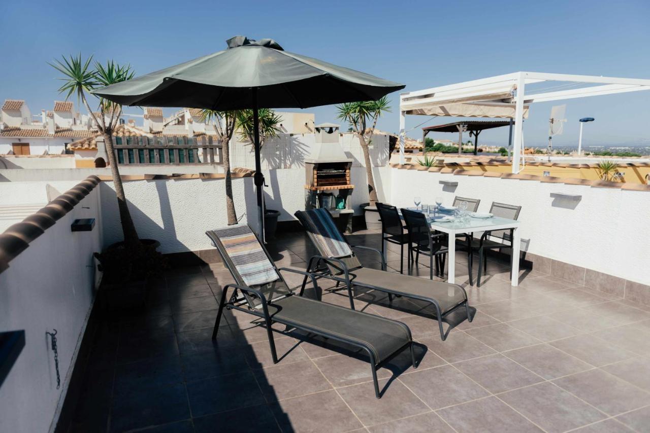 Stunning 2 Bedroom Apartment With Pool View Alicante Esterno foto